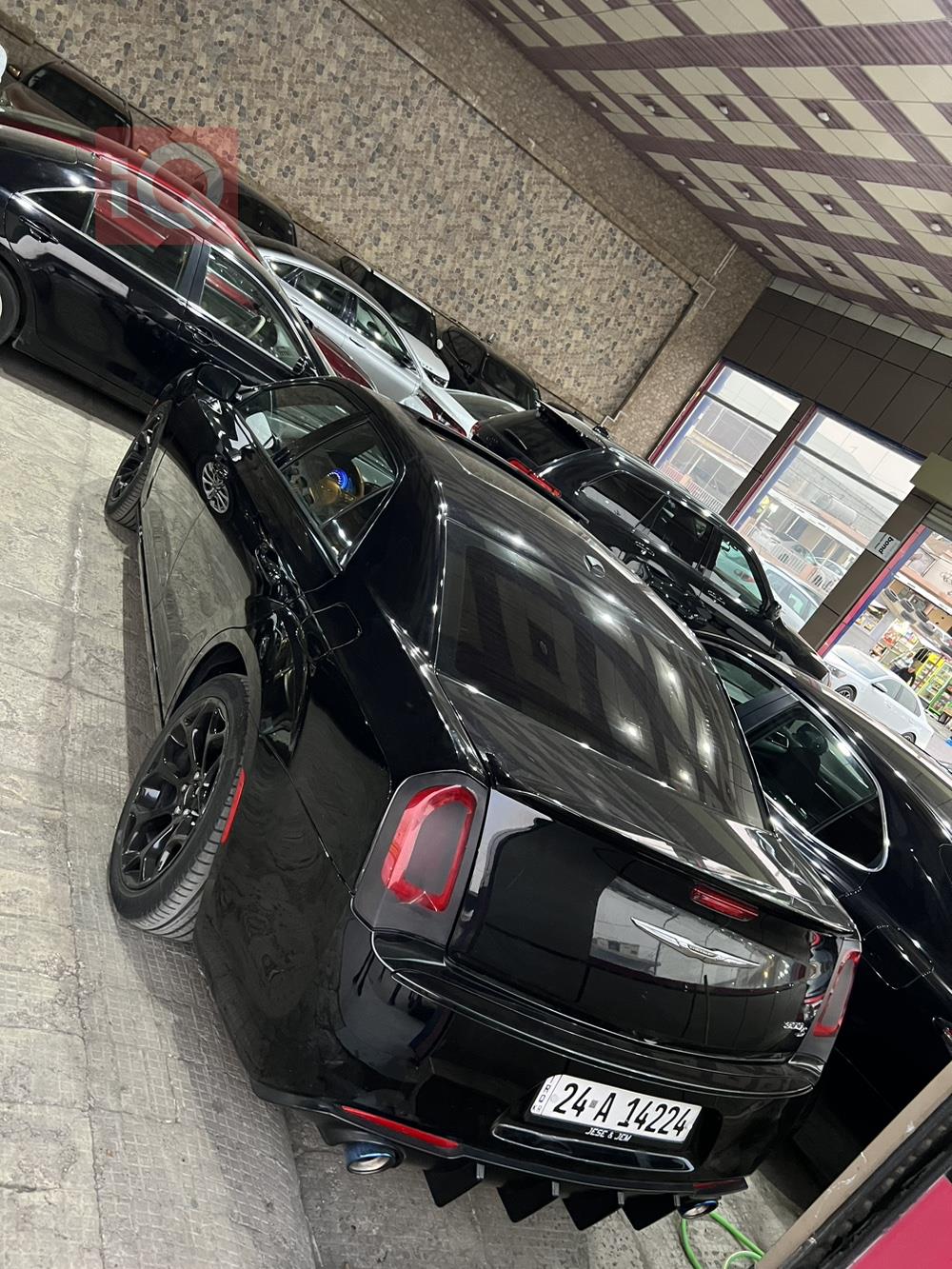 کرایسلەر 300